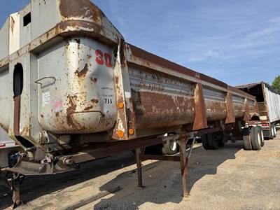 Clement 38 ft End Dump Trailer - Tandem Axle, Steel, Center Point