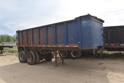 DUMP-RITE 22 ft Frameless End Dump Trailer - Tandem Axle, Steel, Center Point