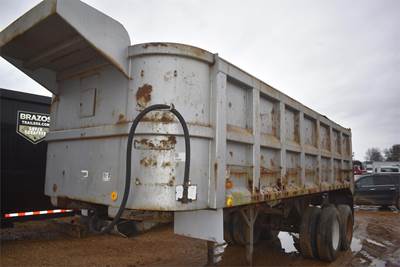 Hilbilt 24 ft Frameless End Dump Trailer - Tandem Axle, Steel, Center Point