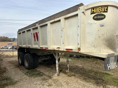 Hilbilt 24 ft End Dump Trailer - Tandem Axle, Steel, Center Point