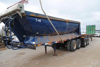 L&M 23 ft Frameless End Dump Trailer - Tandem Axle, Steel, Center Point