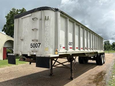 MATE 36 ft Frameless End Dump Trailer - Aluminum, Center Point