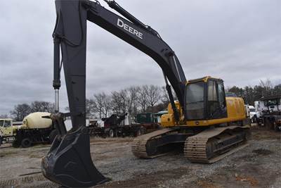 John Deere 270D LC Excavator