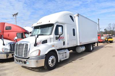 Freightliner Cascadia 113 Single Axle Expeditor / Hot Shot Truck - Detroit, 450HP, Amt