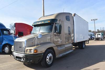 Freightliner Century Class 120 Single Axle Expeditor / Hot Shot Truck - Mercedes-Benz, 450HP, 10 Speed Ultrashift Amt