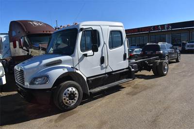 Freightliner M2 106 Single Axle Expeditor / Hot Shot Truck - Cummins, 260HP, Automatic