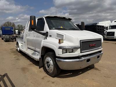 GMC TopKick C5500 Single Axle Expeditor / Hot Shot Truck - Duramax, 305HP, Automatic