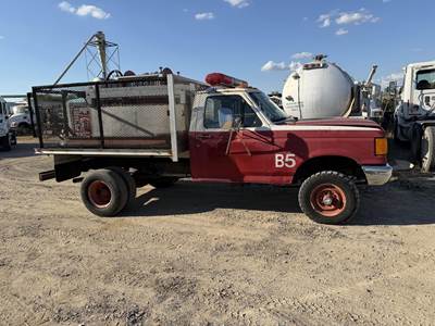 Ford F-350 Single Axle Fire Truck - 7.3L, 260HP, Automatic