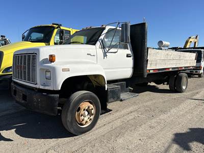 GMC TopKick C7500 15 ft Flatbed Dump Truck - 210HP, Automatic