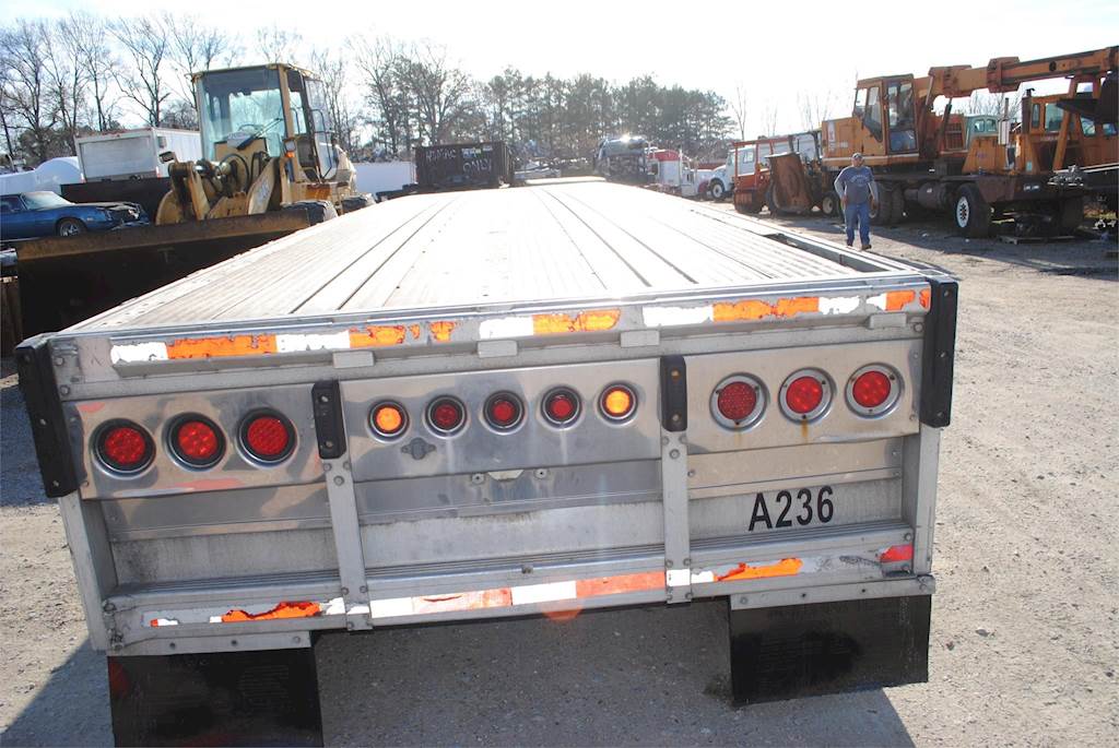 2005 Reitnouer 45 FT SPREAD FLATBED Aluminum Flatbed Trailer Air Ride