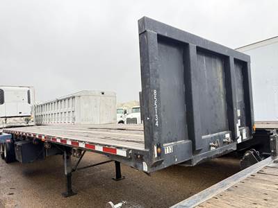 Transcraft 42x96 Steel Flatbed Trailer - Air Ride, Sliding Axle