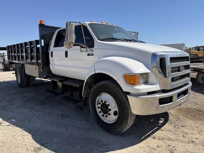 Ford F-750 16 ft Flatbed Truck - 240HP, Automatic