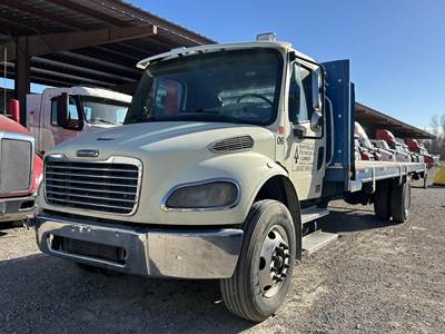 Freightliner M2 106 24.5 ft Flatbed Truck - 275HP, Automatic