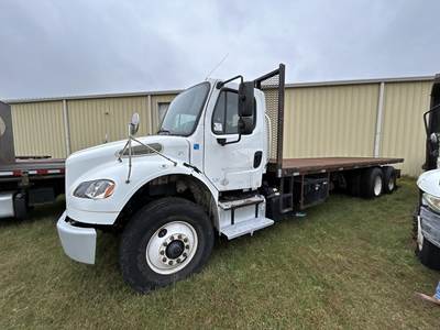 Freightliner M2 106 Tandem Axle 24 ft Flatbed Truck - 350HP, Automatic