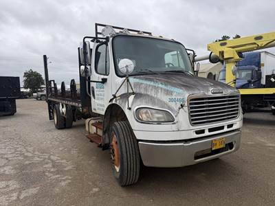 Freightliner M2 106 Flatbed Truck - 260HP, Automatic