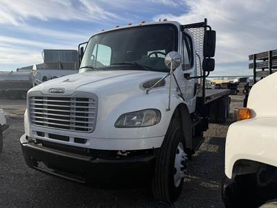 Freightliner M2 106 Tandem Axle 24 ft Flatbed Truck - 350HP, Automatic