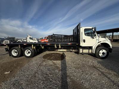 Freightliner M2 106 Tandem Axle 24 ft Flatbed Truck - 350HP, Automatic