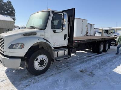 Freightliner M2 106 Tandem Axle 26 ft Flatbed Truck - 330HP, Automatic