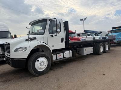 Freightliner M2 106 Tandem Axle 26 ft Flatbed Truck - 270HP, Automatic