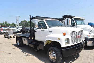 GMC TopKick C6500 Flatbed Truck - Automatic