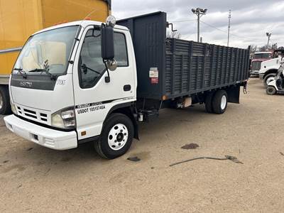 Isuzu NPR 18 ft Flatbed Truck - 190HP, Automatic, Liftgate
