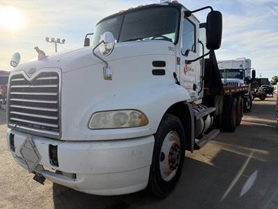 Mack Vision CX613 Tandem Axle 16 ft Flatbed Truck - 410HP, 10 Speed Manual
