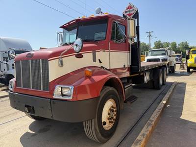 Peterbilt 330 Tandem Axle 20 ft Flatbed Truck - 330HP, 8Ll Manual