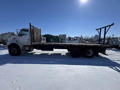 Sterling L9500 Tandem Axle 24 ft Flatbed Truck - 450HP, 8Ll Manual