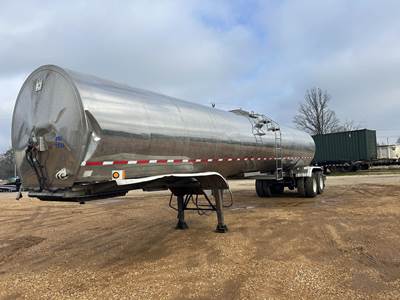 Walker 6273 GALLON TANK Food Grade Tanker Trailer