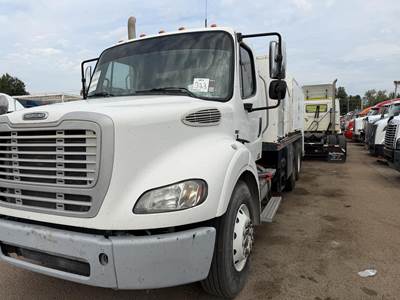 Freightliner M2 112 Tandem Axle Fuel & Lube Truck - Detroit, 350HP, 10 Speed Manual