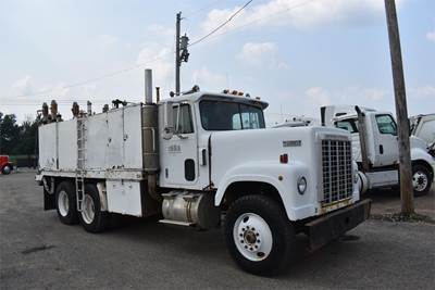 International 4370 Tandem Axle Fuel & Lube Truck - Cummins, 350HP, 9 Speed Manual