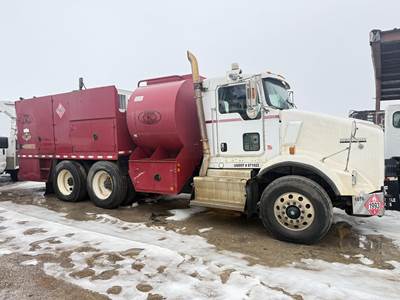 Kenworth T800 Tandem Axle Fuel & Lube Truck - Paccar, 455HP, Automatic