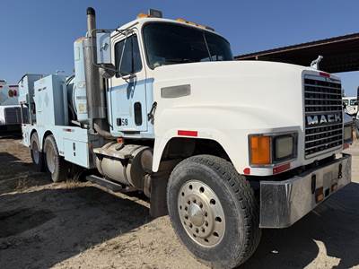 Mack CH613 Tandem Axle Fuel & Lube Truck - 350HP, 9 Speed Manual