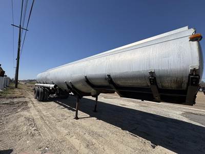 Heil 8100 GALLON Fuel Tanker Trailer