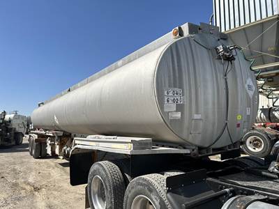 Trailmobile 8500 GAL Fuel Tanker Trailer