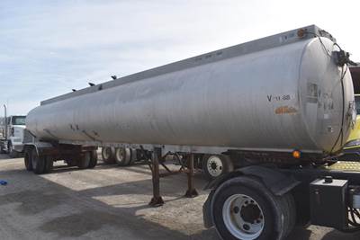 Trailmobile 8500 GALLON Fuel Tanker Trailer