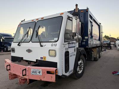 Crane Carrier (CCC) Low Entry Tandem Axle Garbage Truck - Cummins, 370HP, Automatic