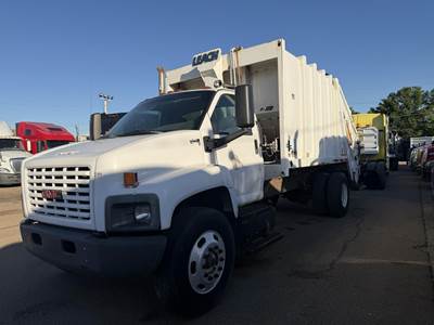 GMC TopKick C8500 Single Axle Side Load Garbage Truck - Caterpillar, 230HP, Automatic