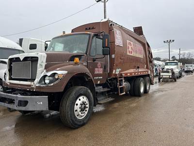 International WorkStar 7400 Tandem Axle Side Load Garbage Truck - MAXXFORCE 9, 300HP, Automatic