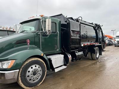 Kenworth T370 Single Axle Garbage Truck - Paccar, 300HP, Automatic