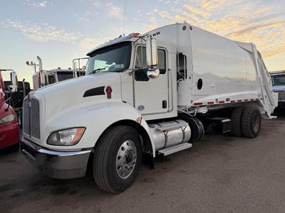 Kenworth T370 Single Axle Side Load Garbage Truck - Paccar, 325HP, Automatic