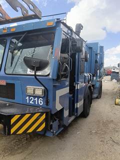 Lodal EVOMAG20U300 Single Axle Garbage Truck - Cummins, 300HP, Automatic