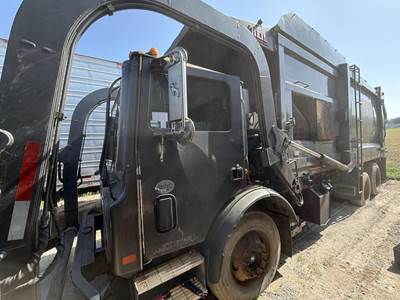 Mack MRU613 Tandem Axle Side Load Garbage Truck - MP7, 395HP, Automatic