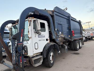 Mack MRU613 Tandem Axle Garbage Truck - MP7, 395HP, Automatic