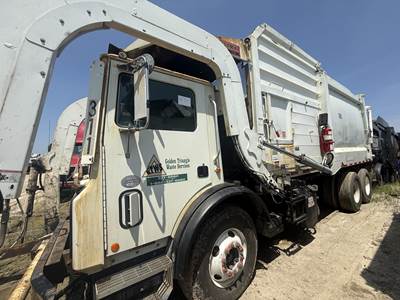 Mack TERRAPRO 64R Tandem Axle Side Load Garbage Truck - MP7, 395HP, Automatic
