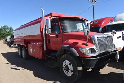 International WorkStar 7500 2650 Gallon Gasoline / Fuel Truck - Cummins 350HP, 10 Speed Manual
