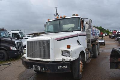 WhiteGMC WG64 2800 Gallon Gasoline / Fuel Truck - Cummins 400HP, 9 Speed Manual