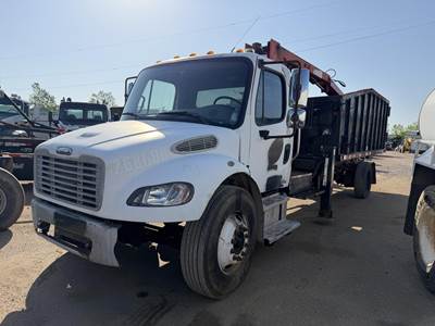 Freightliner M2 106 Grapple Truck - Caterpillar, 250HP, Automatic