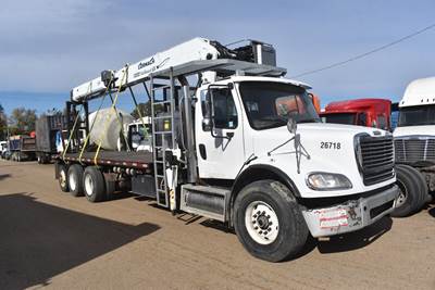 Freightliner M2 112 Tri Axle Grapple Truck - Mercedes-Benz, 410HP, Automatic