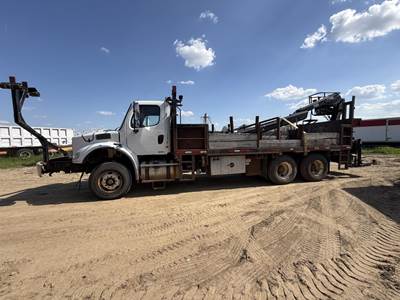 Freightliner M2 112 Tandem Axle Grapple Truck - Caterpillar, 350HP, 10 Speed Amt